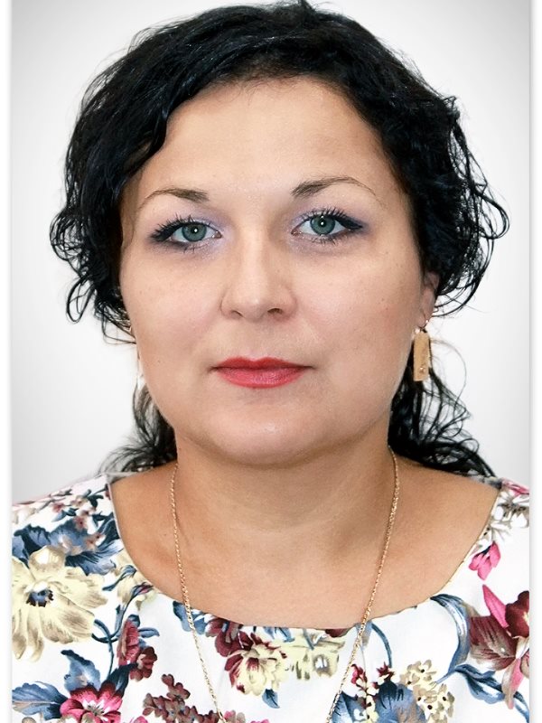 Ларина Наиля Рустамовна.