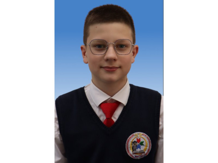 Исаев Михаил - 8А класс.