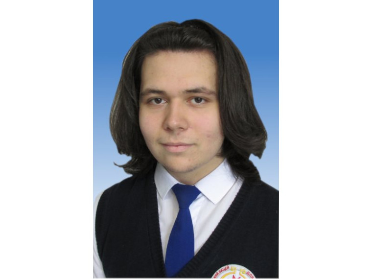 Никита Мещеряков - выпускник 2022.