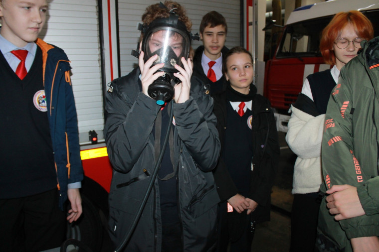 Обучающиеся ГБОУ РМ &quot;Республиканский лицей&quot; посетили пожарно-спасательную часть..